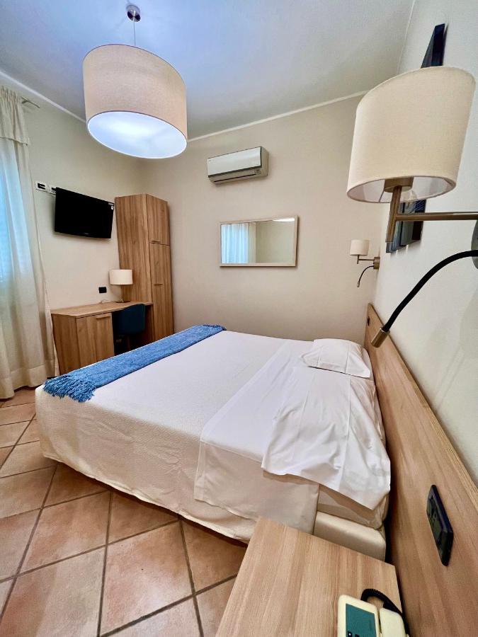 Albergo Africa Volterra Exterior photo